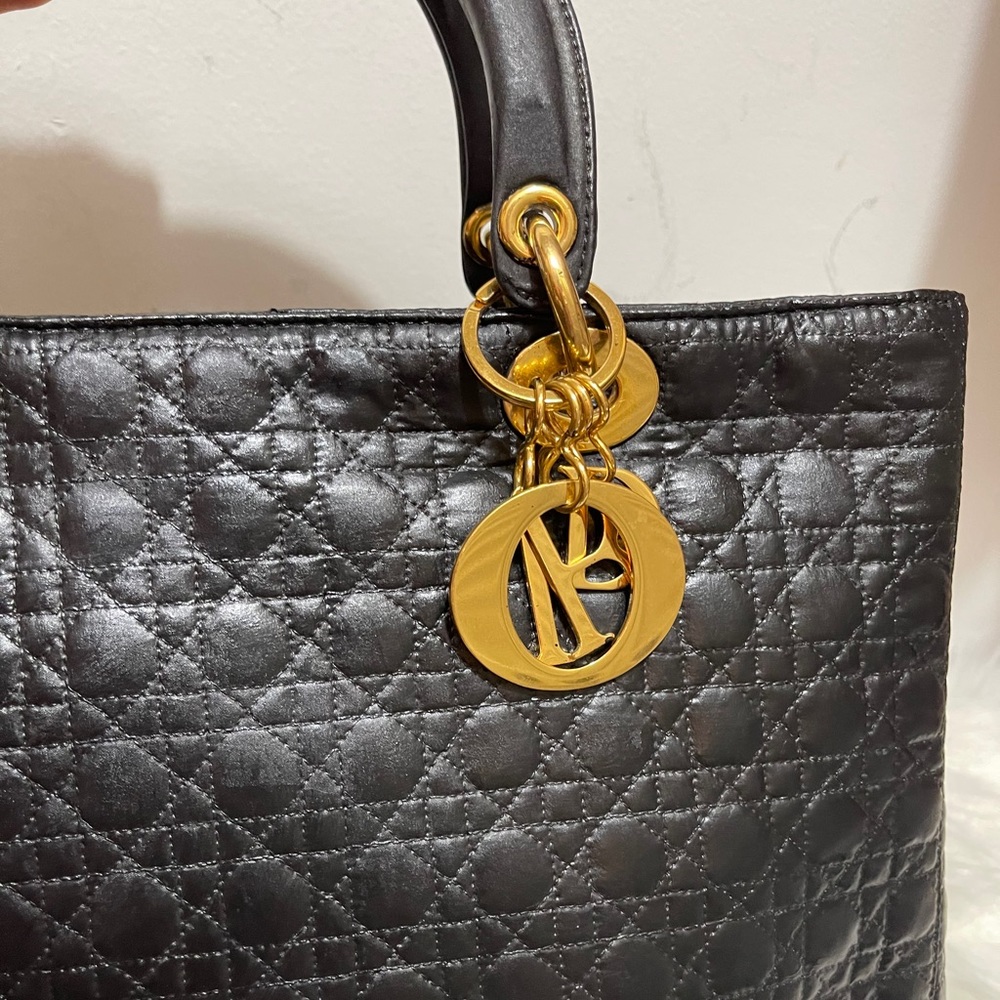 ❌❌SOLD❌❌Dior - Picture 3 of 16